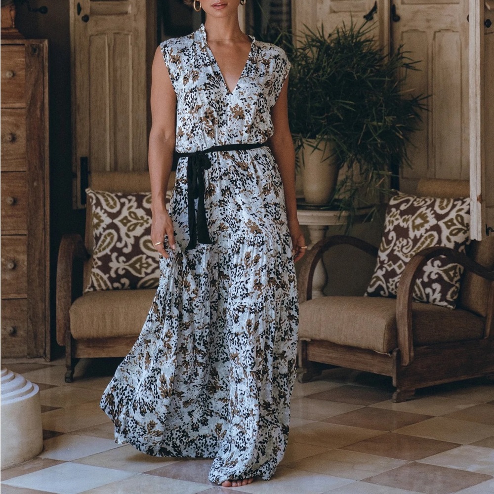 Aura maxi front tie abstract print